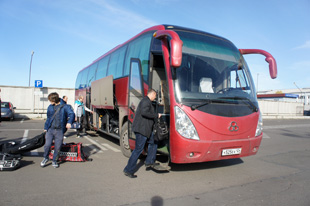 011-avtobus